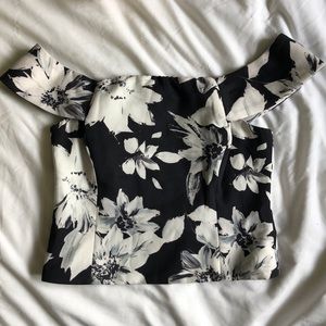 Off the shoulder crop shirt